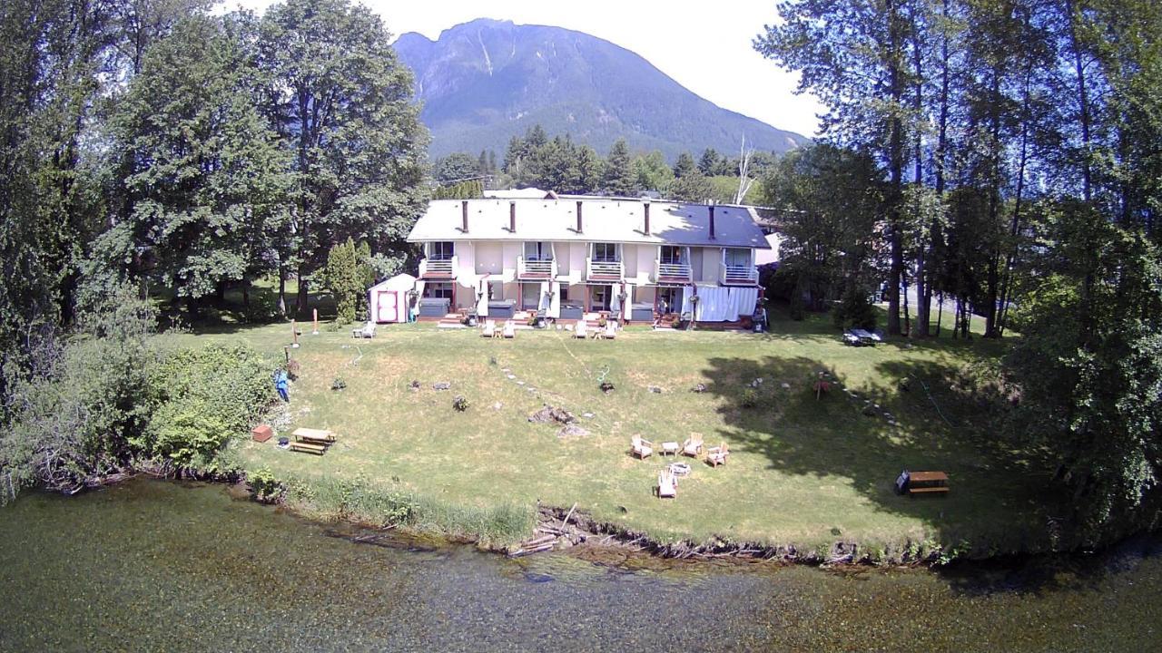 Moon River Suites #5 نورث بيند المظهر الخارجي الصورة
