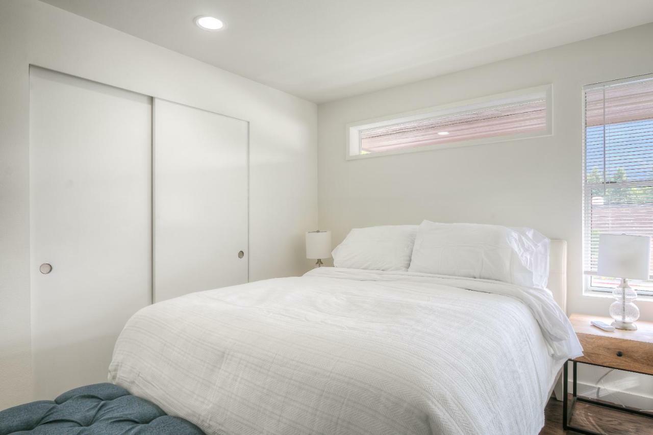Moon River Suites #5 نورث بيند المظهر الخارجي الصورة